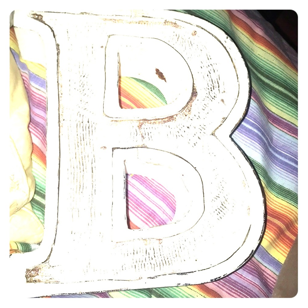 Big letter B